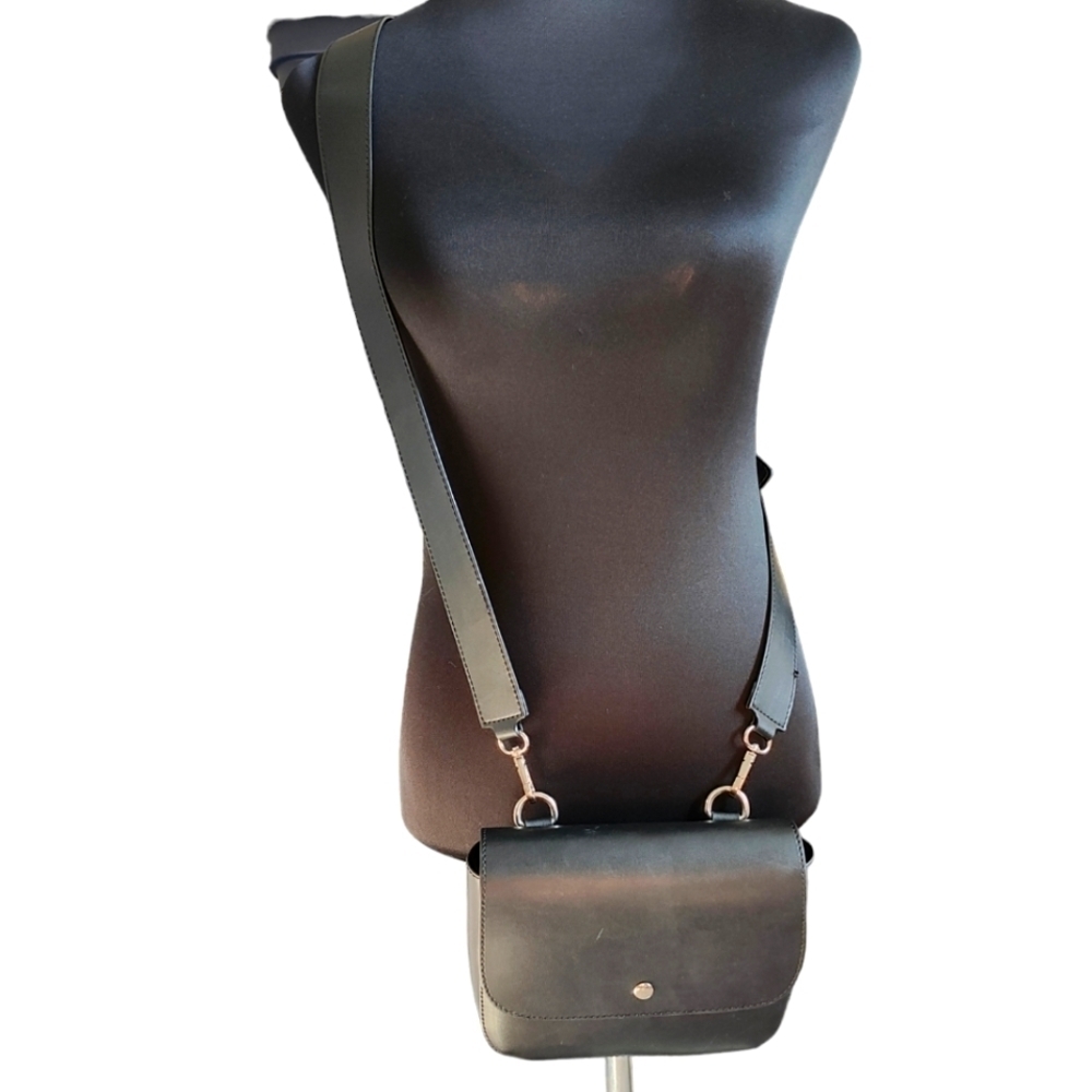 JOE FRESH Cross Body Black Faux Leather Saddle Bag Purse